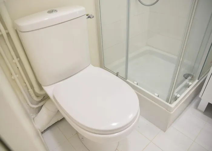 Renovated 31 M Love Cocoon In 14th *