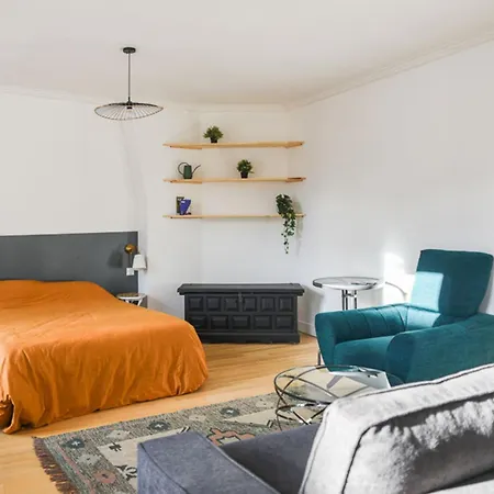 דירה Renovated 31 M Love Cocoon In 14th