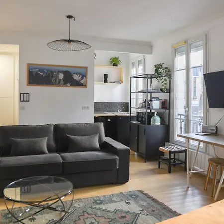 Renovated 31 M Love Cocoon In 14th * פריז